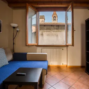 https://appartamento-mauro-2.it-lombardy.com